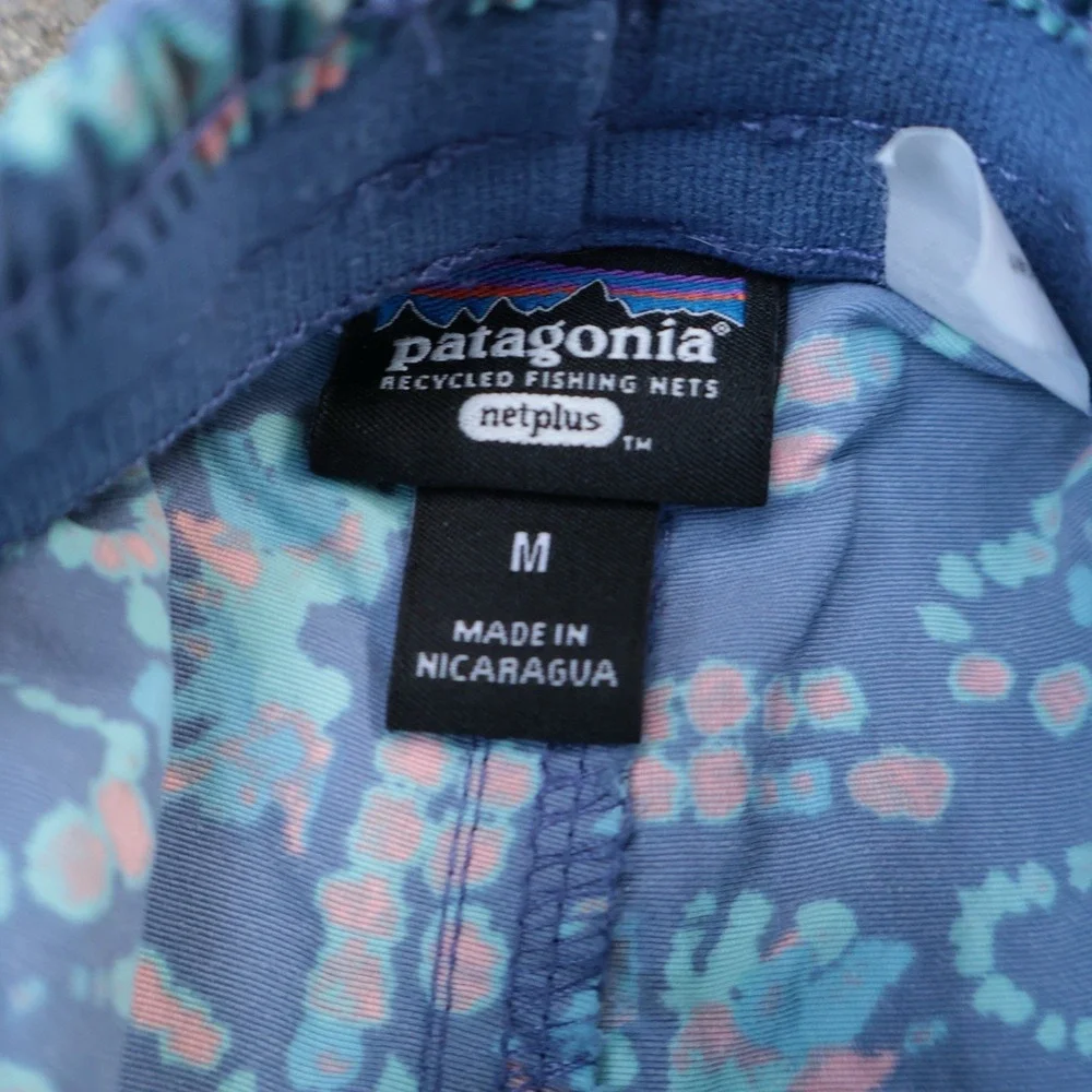 Patagonia Baggies Shorts Womens Medium Unlined Geometric All Over Print EUC